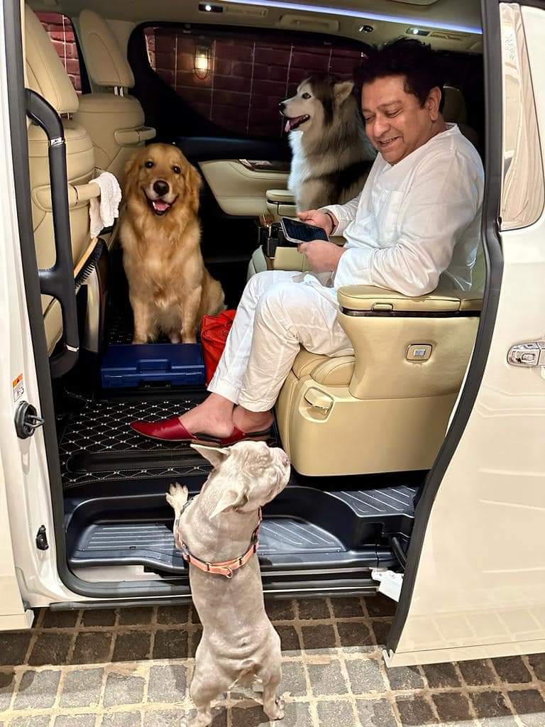 VKharare75781's tweet image. #Blue #mufasa #RAYNO
@RajThackeray