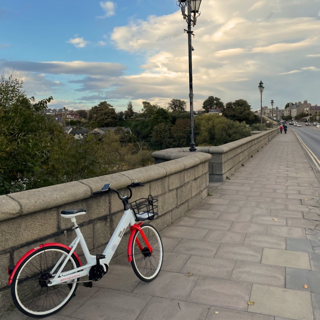 BigIssue eBikes tweet media