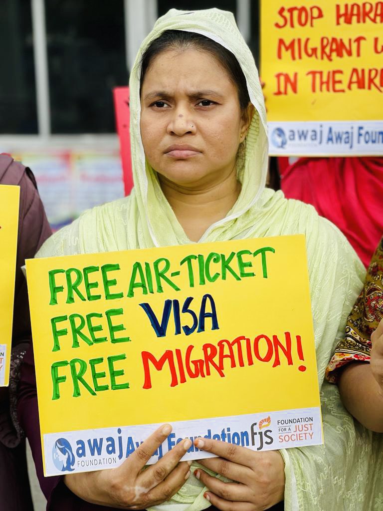Awaj_fdn's tweet photo. @Awaj_fdn took to the streets today to call for #zerocostmigration of migrant workers. Employers must be the ones to bear costs of air tickets & visas.
#standformigrants
@FJS @SolidarityCntr https://t.co/QkkqYNV5wn