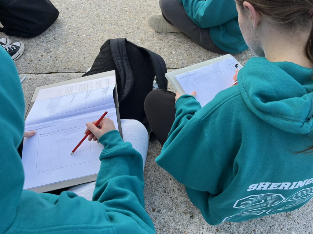 Y11 @HitchinGirls investigating longshore drift in sunny Sheringham! #geographyfieldwork #coastalmanagement