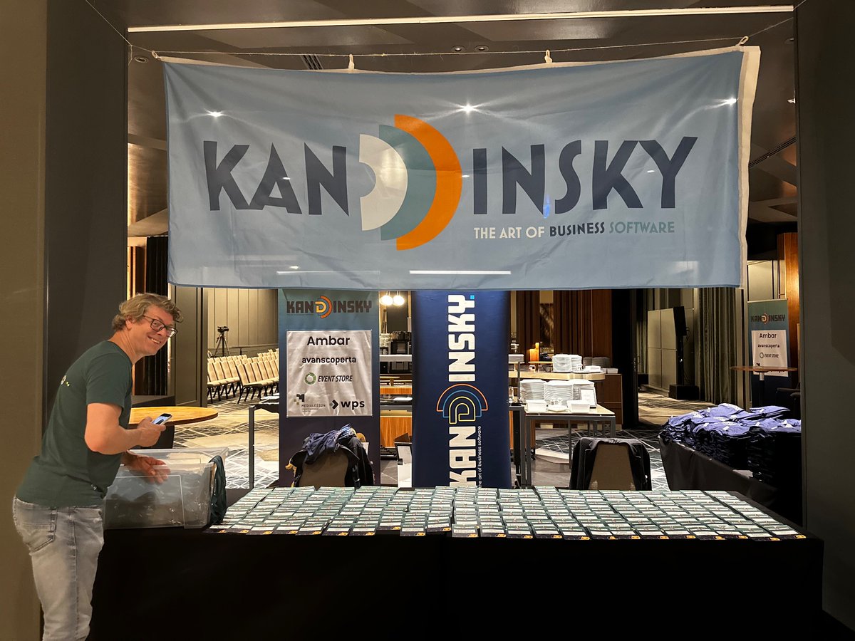 We are ready for tomorrow’s <a href="/KanDDDinsky/">KanDDDinsky</a> ! cc  @janekf <a href="/Heimeshoff/">Marco Heimeshoff @Heimeshoff@mastodon.social</a>