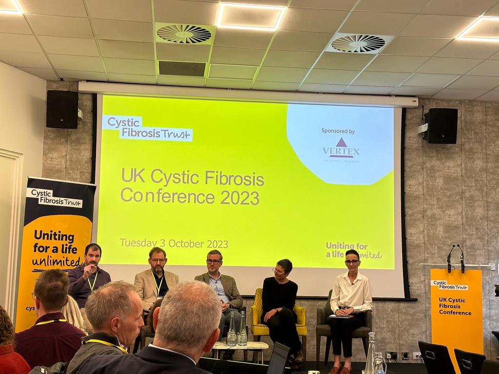 DrJamesReihill's tweet image. Very much enjoyed presenting our work on deubiquitinases at today&apos;s #ukcfc and hearing about all the great work that is being done.