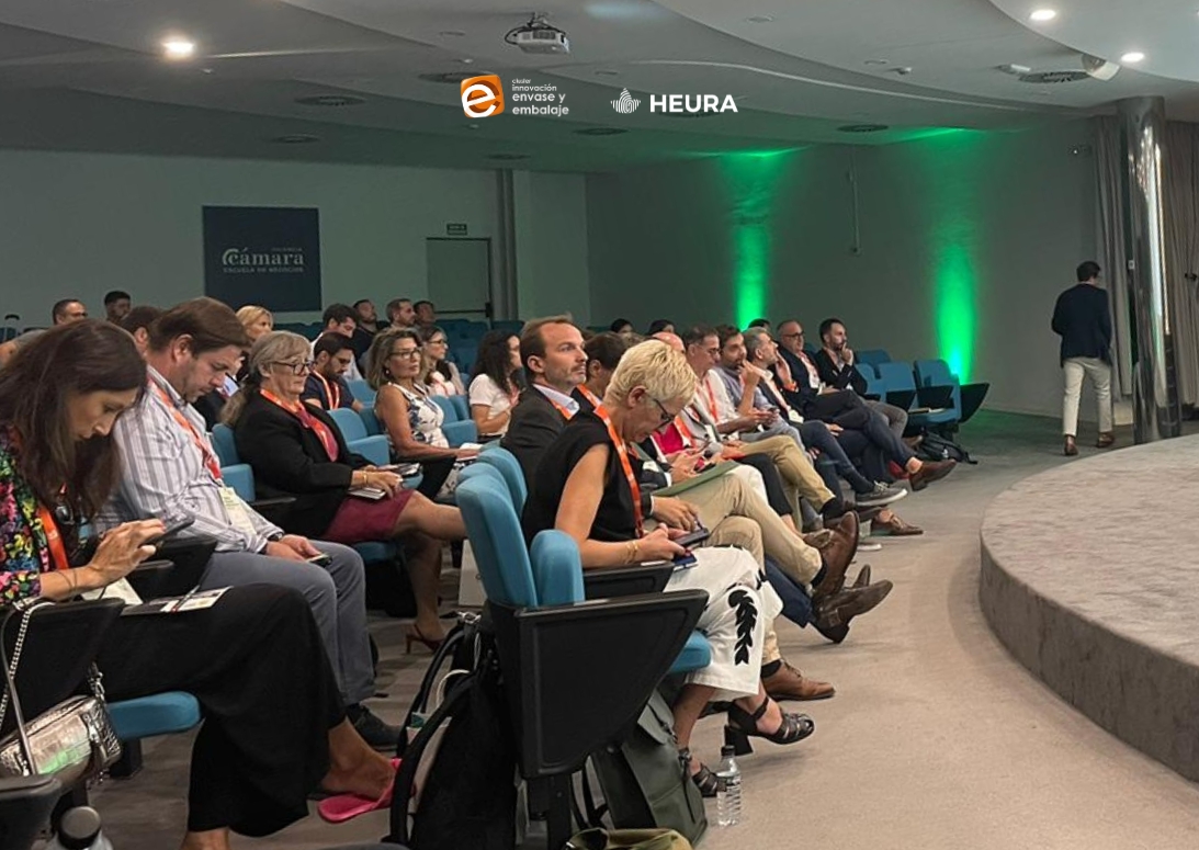 Nuestros compañeros <a href="/joanros78/">Joan Ros</a> y <a href="/Patcuam/">Patricia Curiel</a> participaron en el V Congreso de Packaging y Economía Circular organizado por Cluster de Innovación, Envase y Embalaje. Un evento clave para discutir temas medioambientales e innovación en la industria del packaging.