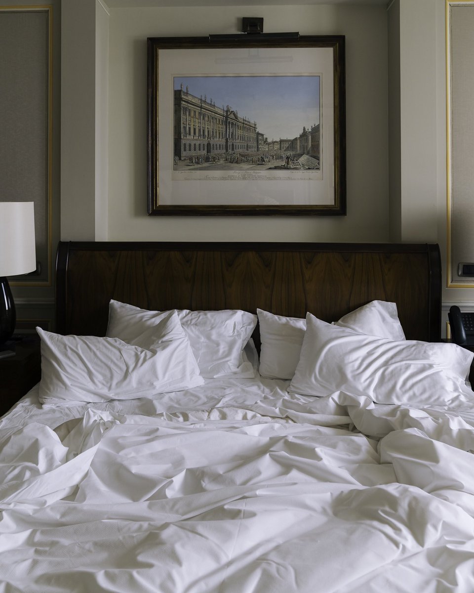 The cosiest corner in our Mosaic room 🍂🎞🤎 
#DCmoments