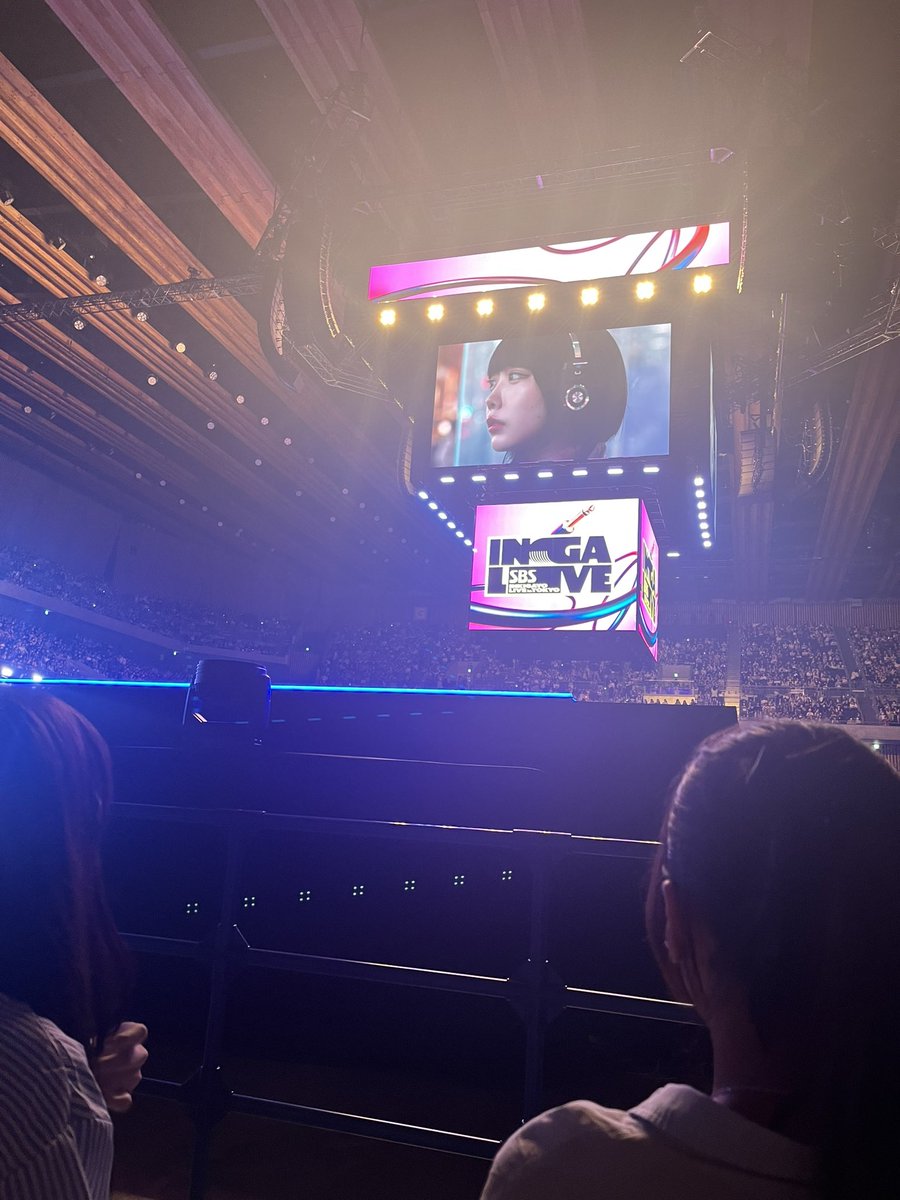 na__sung's tweet photo. 231003 Inkigayo 

KCONぶりのゼベほんとにかっこよくてほんとに幸せだった😭
通路ファンサの嵐でオマゴルのスンヒちゃんハートわざわざこっち来て一緒に作ってくれたの嬉しすぎた🥺
ハンビンも見つけてくれてよしよし幸せでした明日からも仕事頑張れます⚰️ https://t.co/NJ0VxFz0sX