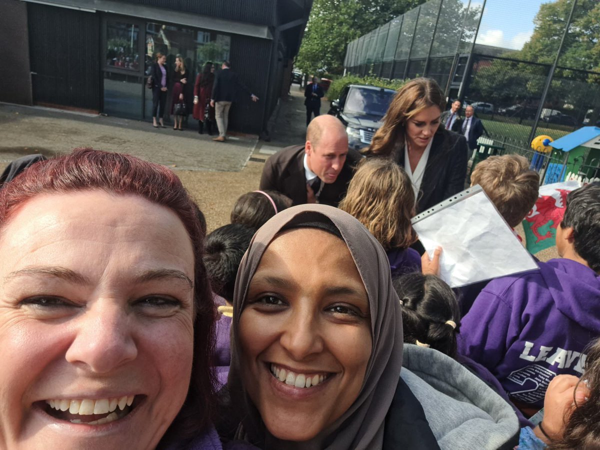 Lovely opportunity for the pupils and staff of Howardian Primary, Cardiff to meet the Prince and Princess of Wales at the Grange Pavillion today - thank you to Race Council Cymru for inviting us 😊