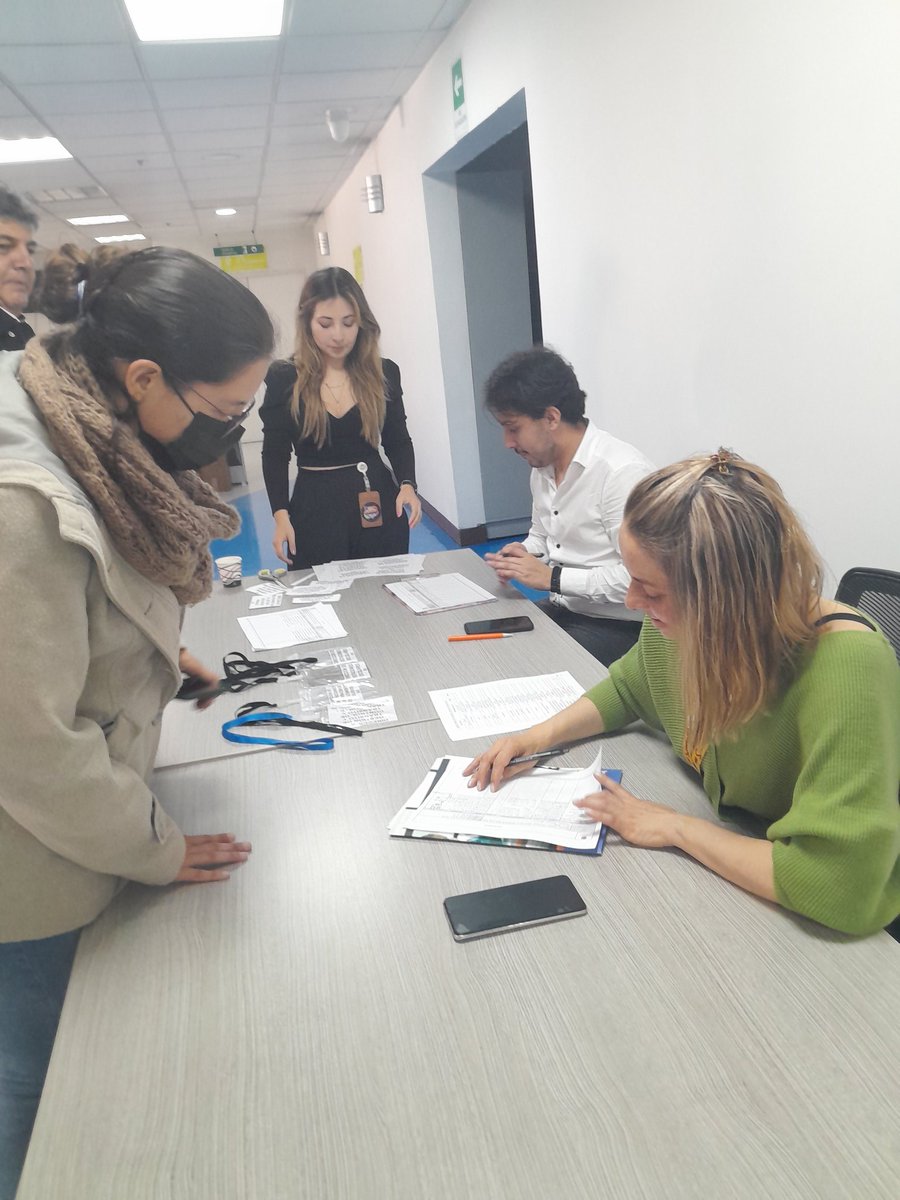 TamaraPaolAH's tweet image. Tercera sesión del consejo consultivo distrital de política educativa. Hoy discutiendo y generando propuestas sobre el acceso a la educación con equidad. #Redespaz 
@Educacionbogota