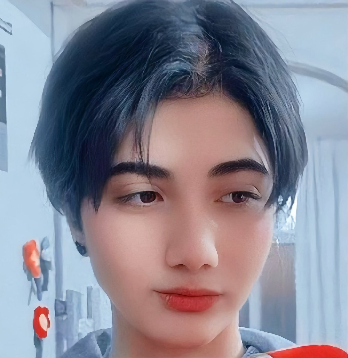 <a href="/HajipourShervin/">Shervin Hajipour</a> برای خواهرم، خواهرت، خواهرامون

نامش را تکرار کن:
#آرمیتا_گراوند

#مهسا_امینی