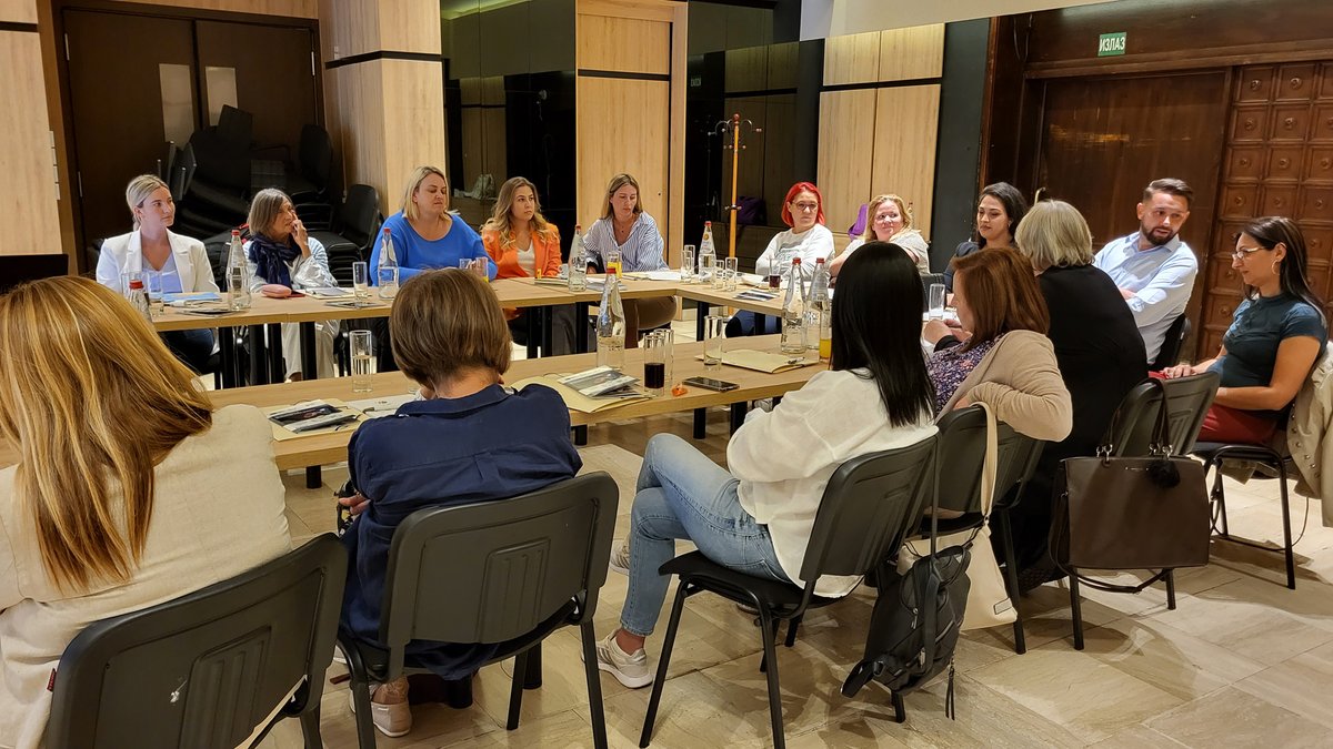 CentarOnline's tweet photo. Žensko preduzetništvo trebalo bi da bude prepoznato kao deo ekonomskog razvoja društva i put ka punoj ravnopravnosti u svim segmentima - Darija Šajin @ArhusNS 

#NemačkaRazvojnaSaradnja #rodnaRavnopravnost #EkonomskoOsnaživanje https://t.co/sCEISy4Uxs