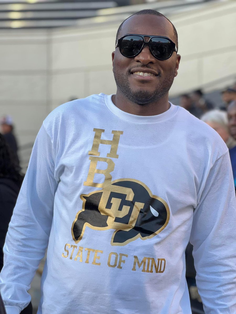 KKoreyP's tweet photo. They should’ve never gave you niggas screen printers 🤦🏾‍♂️🤦🏾‍♂️🤦🏾‍♂️ https://t.co/GHn9sbqLKE