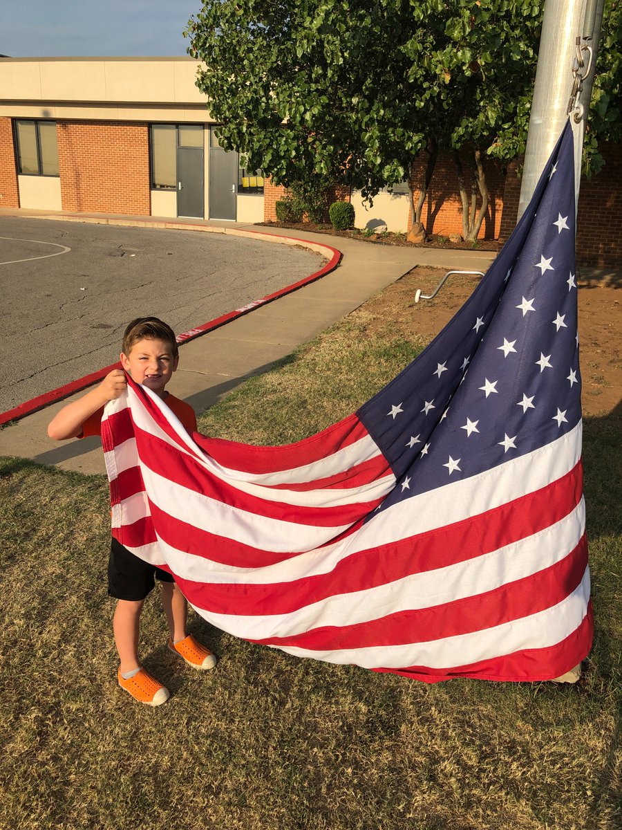 PesWildcats's tweet photo. Piedmont Elementary Flag Helpers.  Thanks to this week's flag helpers from Mrs. Barkocy's 1st grade class.  Way to go students! https://t.co/ha2TEgLj8j