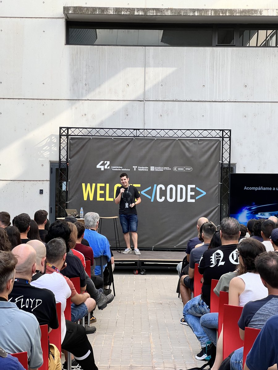 midudev's tweet image. ¡Increíble experiencia en mi charla en 42 Barcelona!

Por si no lo conoces. Es un campus de programación.
¡Totalmente gratuito! Presencial, sin profes ni clases.

¡Me encanta su metodología de trabajo!

Si te quieres apuntar, te dejo más información en el hilo.