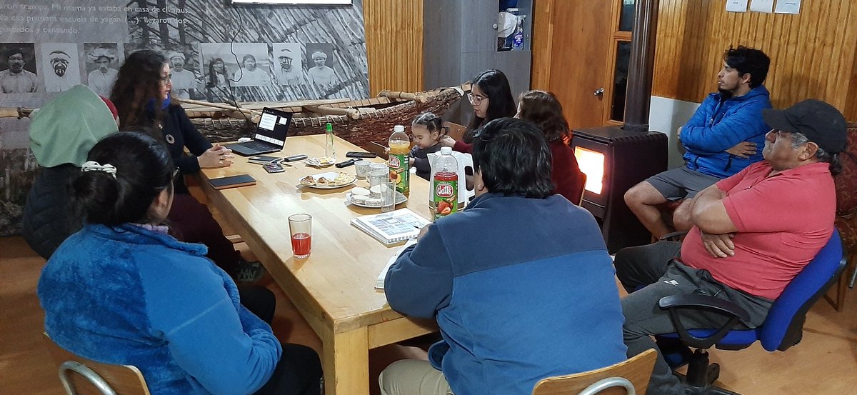 PreatiChile's tweet photo. 📍Puerto Williams
Compartiendo avances del proyecto y proyectando continuidades con la comunidad yagán para el desarrollo del turismo indígena en Chile.
#turismoindígena
#indigenoustourism
#cabodehornos https://t.co/T6uNy9D3TT