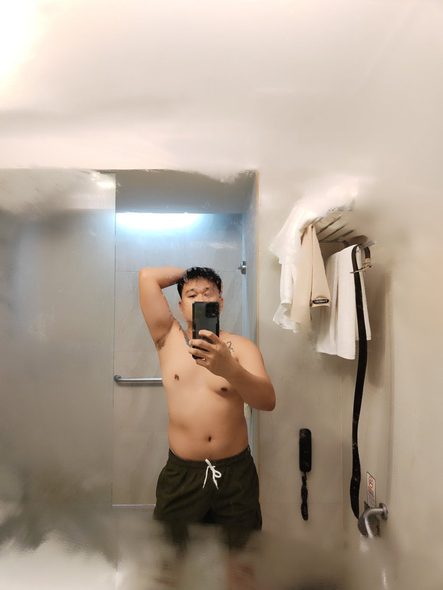 makoy0491's tweet photo. Kaliwat kanan na yan baka mghanap kapa 😂 https://t.co/Rw0DriJ9iU