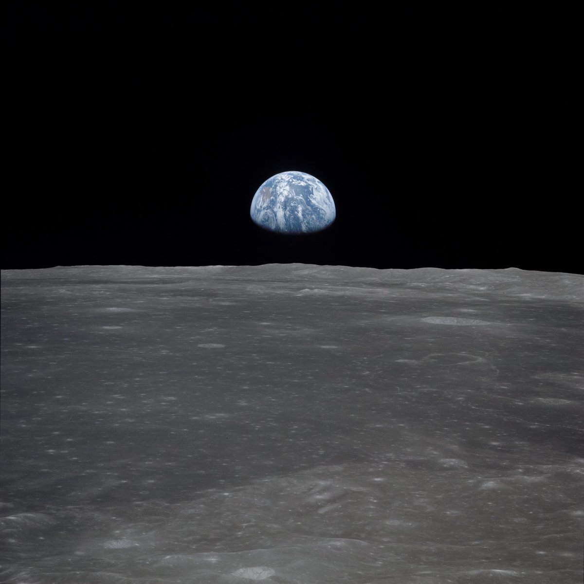 redditSpaceView's tweet photo. Image of Earth taken during the Apollo 11 mission https://t.co/CbEuDnSIuL