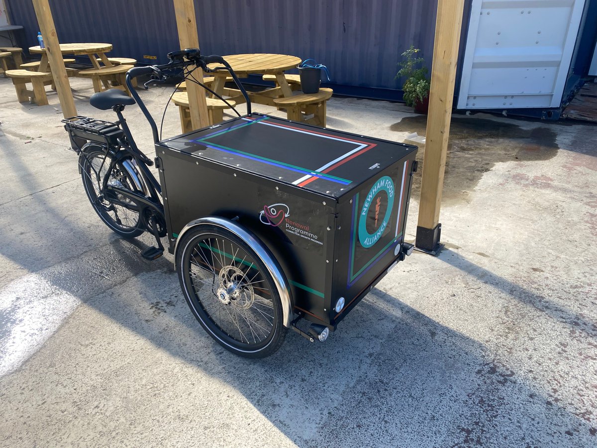 🚲 Exciting Times Ahead! 🌟 Our incredible cargo bike volunteers kicked off their training last week, and they're gearing up for another action-packed week ahead. Thanks to Rob, our bikes are now proudly sporting some slick stickers. 🎨👌 

#StayTuned #FoodInsecurity
