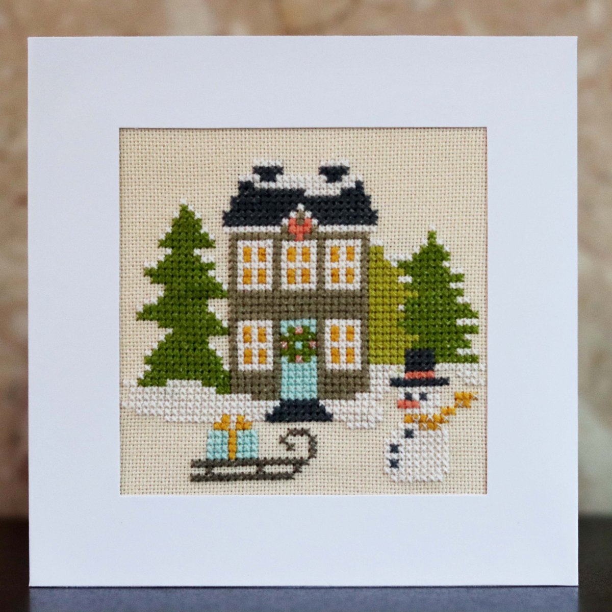 Winter House….A Cross stitch greetings card for all occasions and perfect for everyone #craftersmarketuk crafters.market/listing/winter… via @_cmuk #CraftBizParty #MHHSBD #Christmas