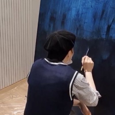 moonchilder__7's tweet photo. Blue date @moonchilder_7 https://t.co/MhPPzCw7is