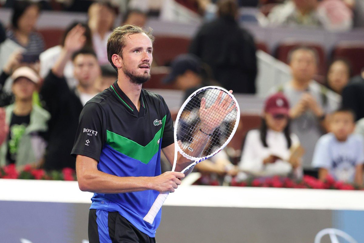 Meddy Family 🐻 tweet media