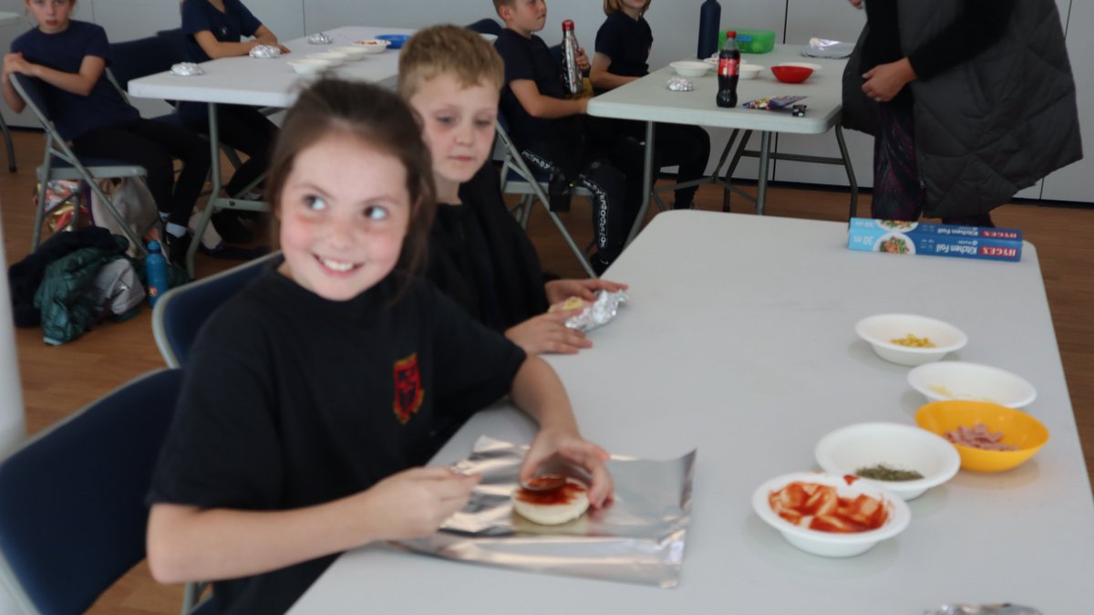 active_NT's tweet image. A massive thank you to all our partners who came along to the event and delivered a fantastic experience for the participants⚽️🏉🎾🏑🚴

Thank you to Beth Guy coming along to do the presentation and inspiring the young people with her story⚽️