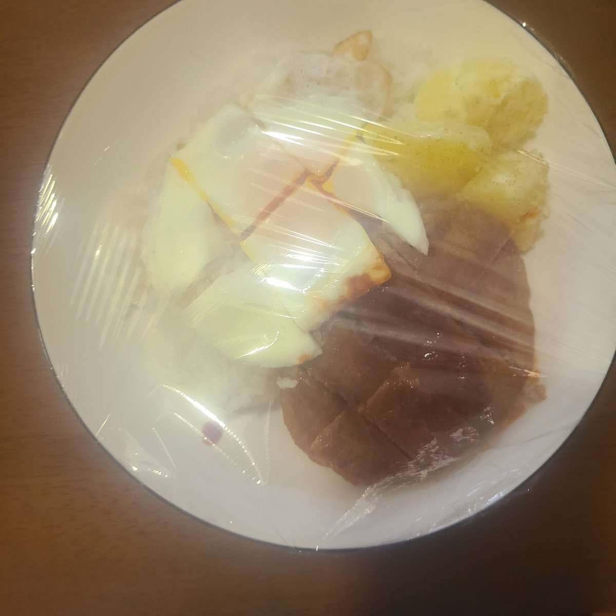 こりは夕飯。

美味しくいただきました(≧Д≦)