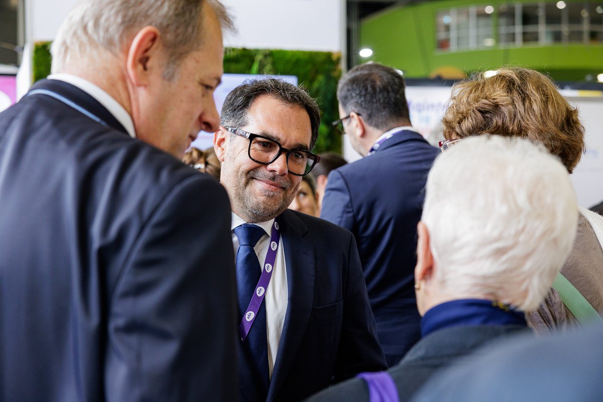 Groupe_VYV's tweet photo. [#Habitat 🏠] Nos équipes vous attendent pour échanger sur notre démarche #LogementSanté !

🗺️83e Congrès Hlm - Salon H’Expo (Parc des Expositions de la Beaujoire à Nantes)
📍Stand Q26, Hall XXL https://t.co/ApKmquif1P