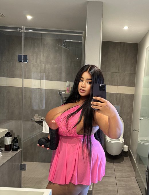 I got a shiny new BIG toy today&hellip;I&rsquo;m looking forward to playing with it 😉 be the first to watch me play<a href="/tag/dildo"class="tags"><span>#dildo</span></a><a href="/tag/onlyfans"class="tags"><span>#onlyfans</span></a>