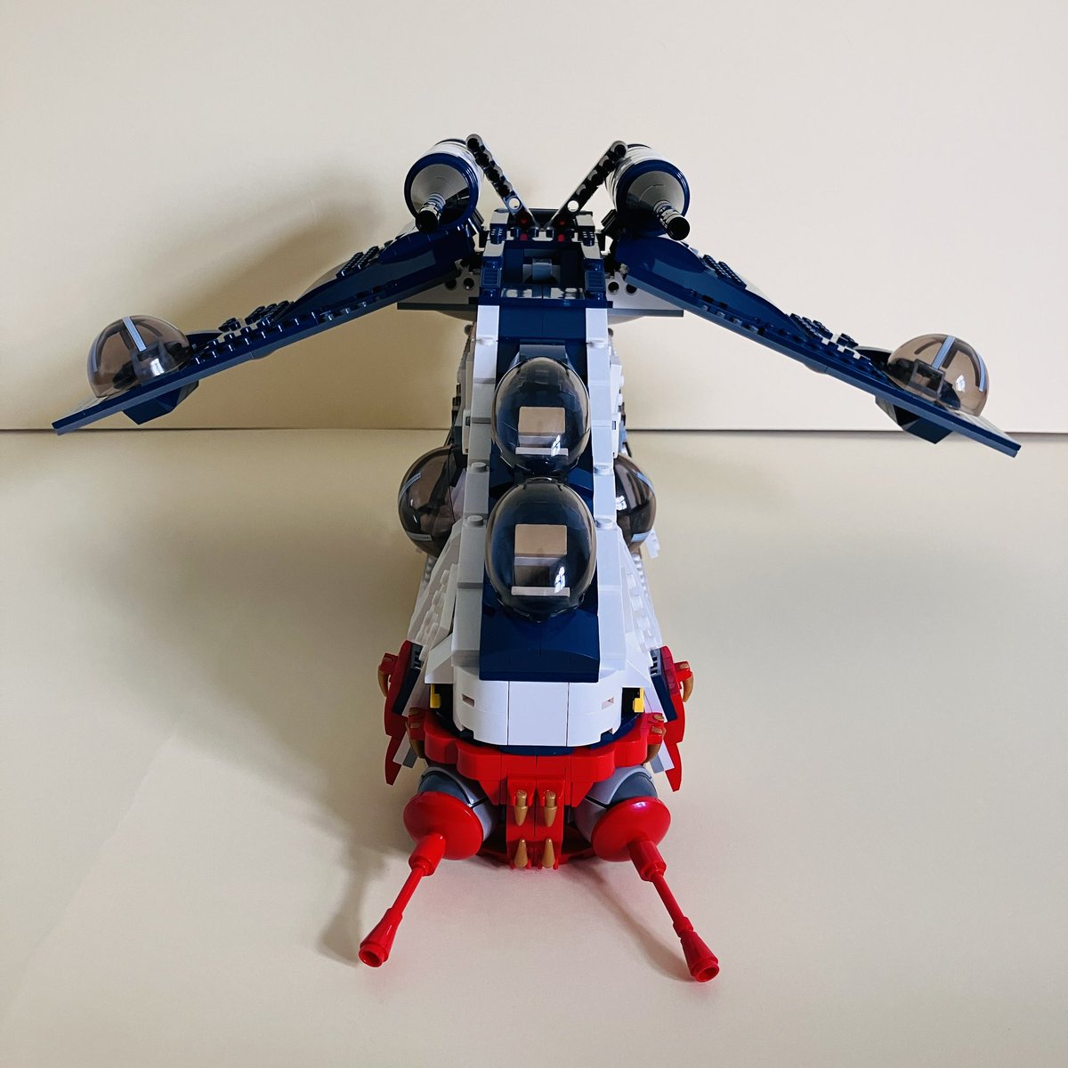 LegoGuy31's tweet image. LEGO Muunilinst 10 LAAT, modified from official set 75021.
#starwars #gunship #laat #clonewars #clonetrooper #trooper #clone #clones #lego #mod #build #builds #alternative #alternate #legostarwars #space #wars #republic #elite #afol #moc #mocer #mocs #mocers #legobuild #transport