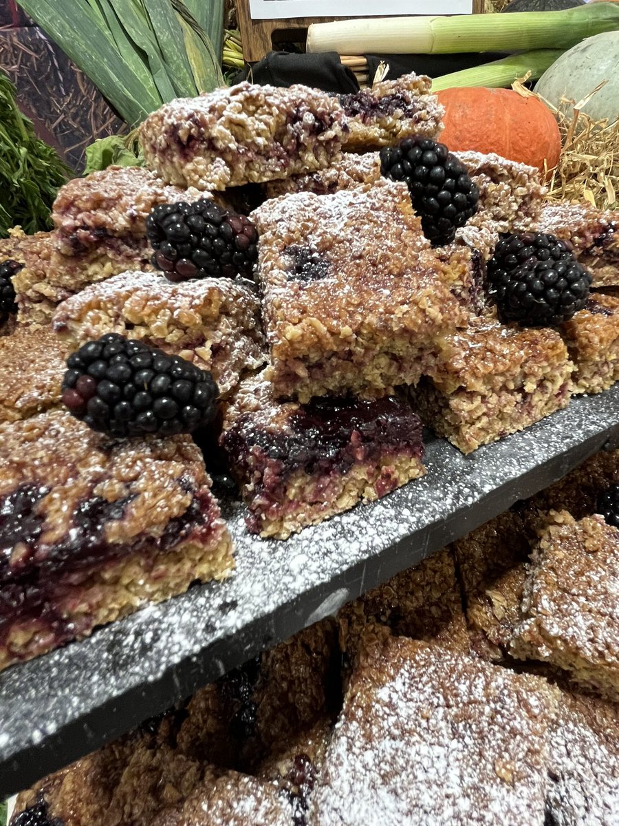 Elmhurst catering tweet media