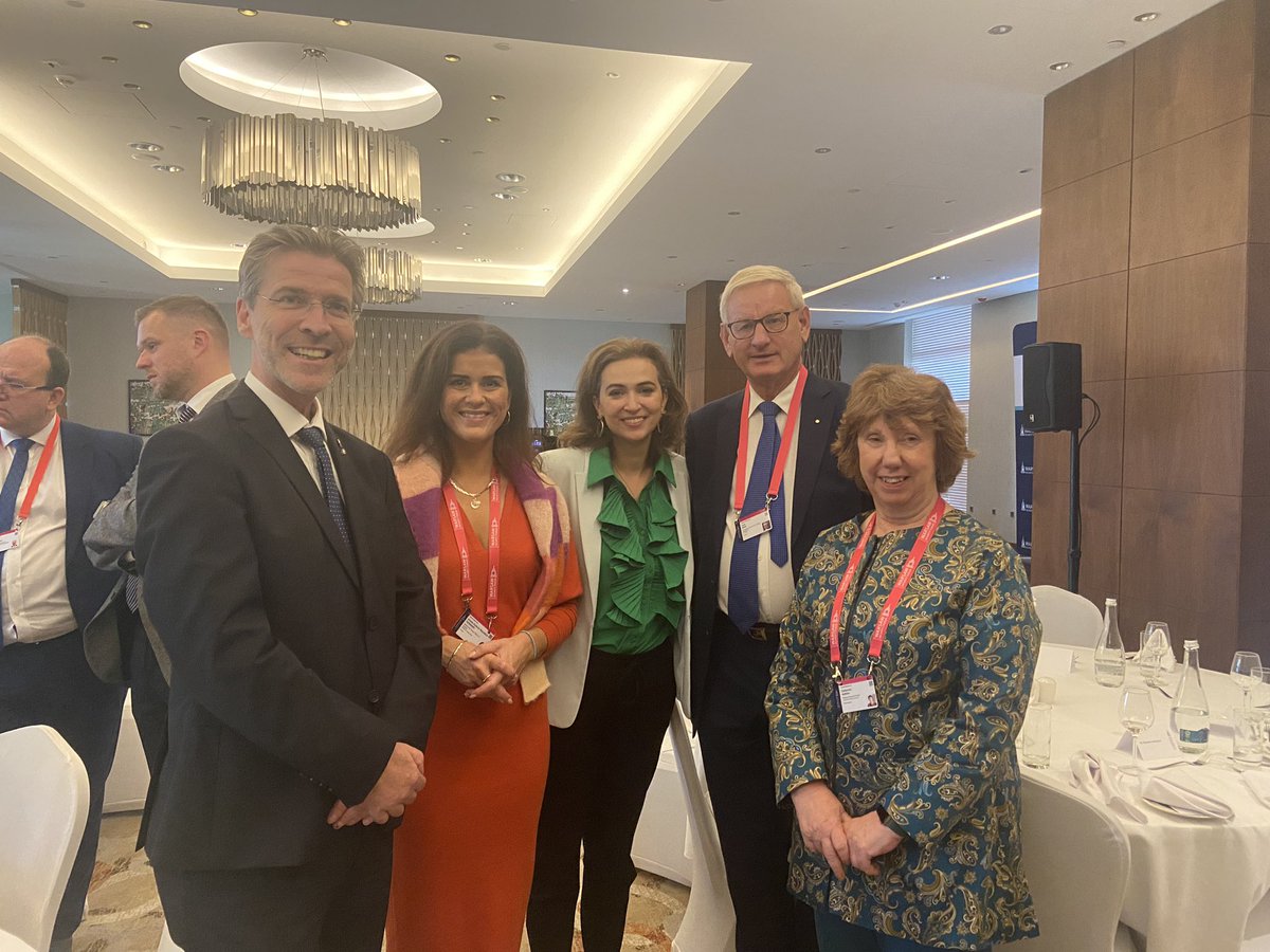 AmbAustrii's tweet photo. Austrian 🇦🇹 Minister Of Justice @Alma_Zadic supporting @WarsawForum on “Criminal Accountability for Russia’s Aggression against Ukraine” 🇺🇦 together with @Eurojust Ladislav Hamran, Olha Aivazovska, Mietek Boduszynsku &amp; Katerina Ryabiko! #NoImpunity 🇪🇺 https://t.co/tpqLjrZlMK