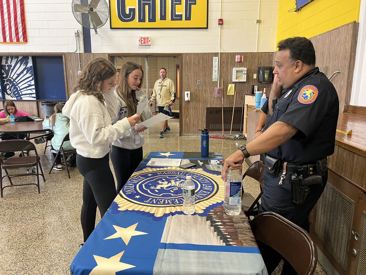 AmesChiefs's tweet photo. NCPD stopped by to provide our @AmesChiefs with information on how they can join the Explorers Program if they are interested in the law enforcement field and getting involved in their community. https://t.co/xwpRJmAHy0