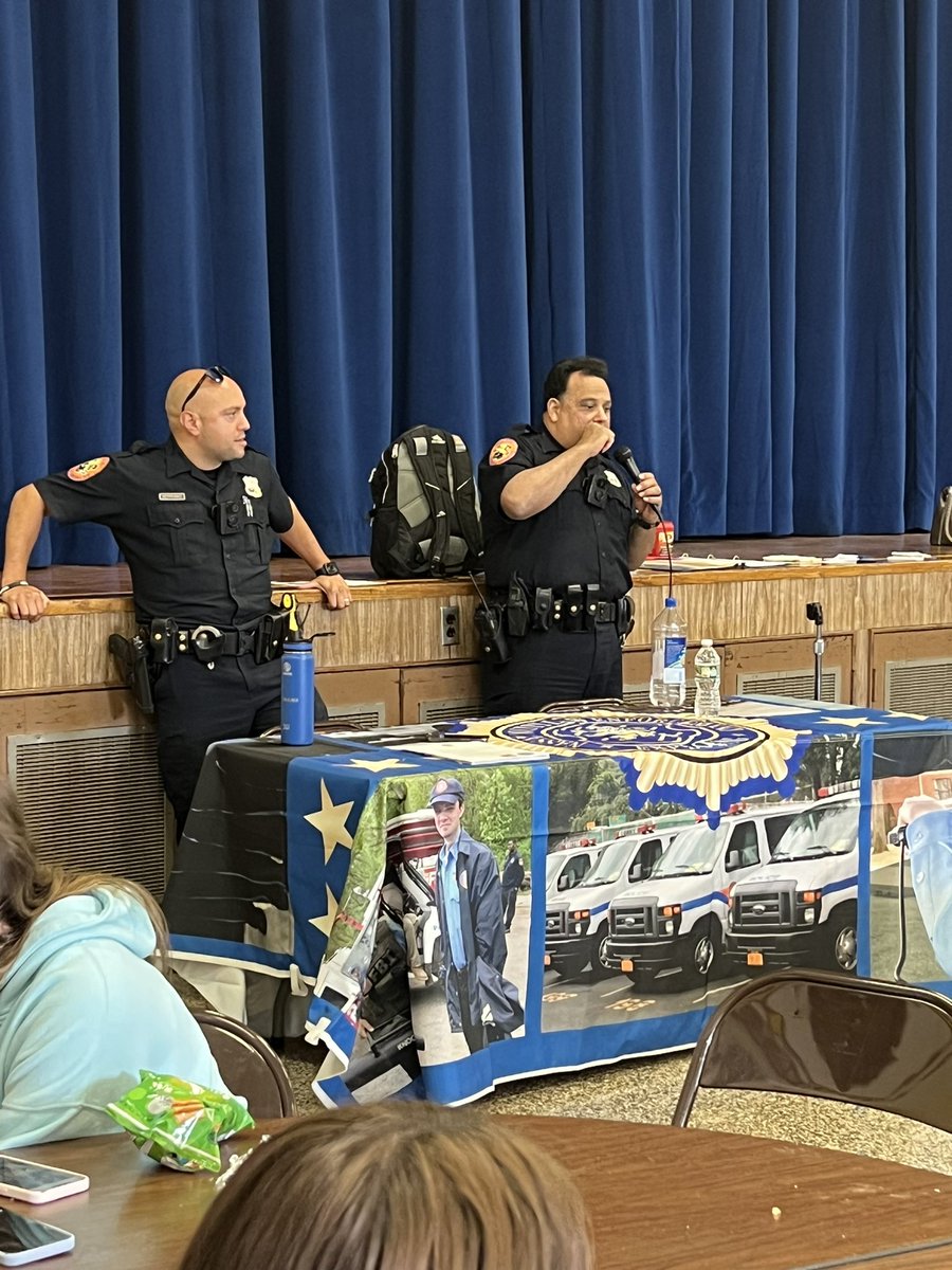 AmesChiefs's tweet photo. NCPD stopped by to provide our @AmesChiefs with information on how they can join the Explorers Program if they are interested in the law enforcement field and getting involved in their community. https://t.co/xwpRJmAHy0