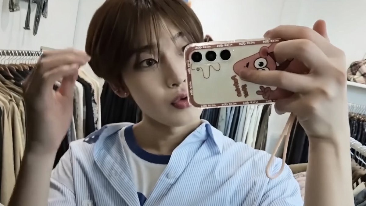 ksnimage's tweet photo. sunoo vlog 🎥 https://t.co/FU3B9kfRrQ