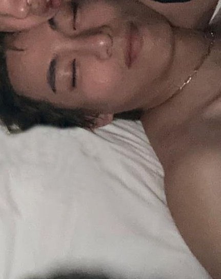 7Ilins's tweet image. Tae 🫶🏻