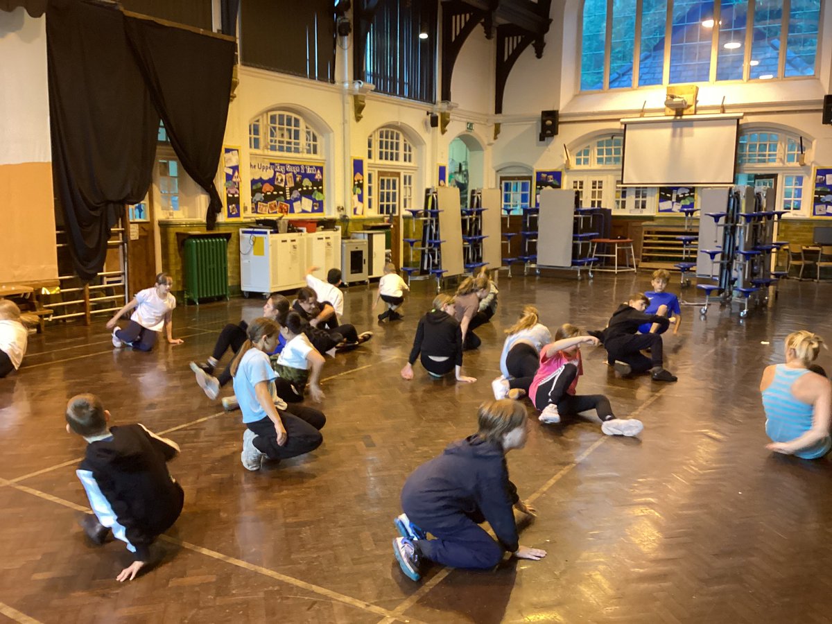 Vernon56KS2's tweet photo. Miss Kendall has taught us the next section of our forces dance this afternoon! Ask us to show you what we learnt! #VPPPE #VPPDance #VPPScience https://t.co/oToXhmEHXa