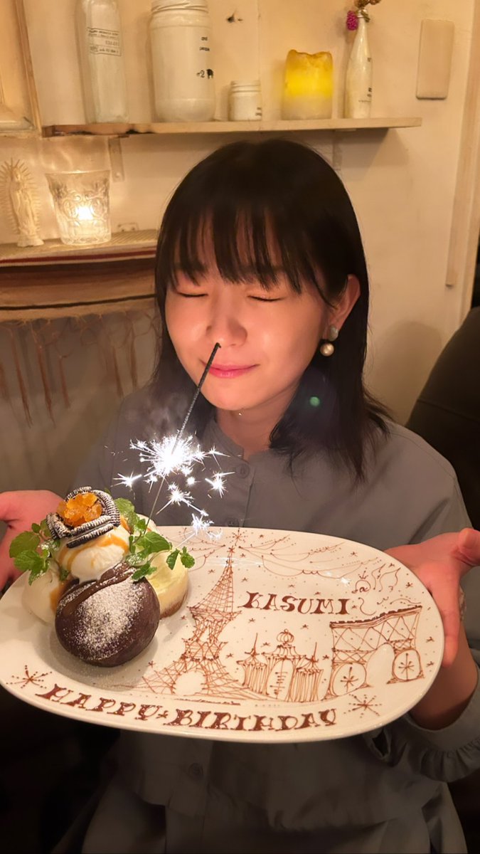 kasumi_hasegawa's tweet photo. みんな大好き(私が特に大好き)れいぴーにお祝いしてもらった♡

心がほかほかだなぁ〜あったかいなぁ〜 https://t.co/NQcHDzYb32