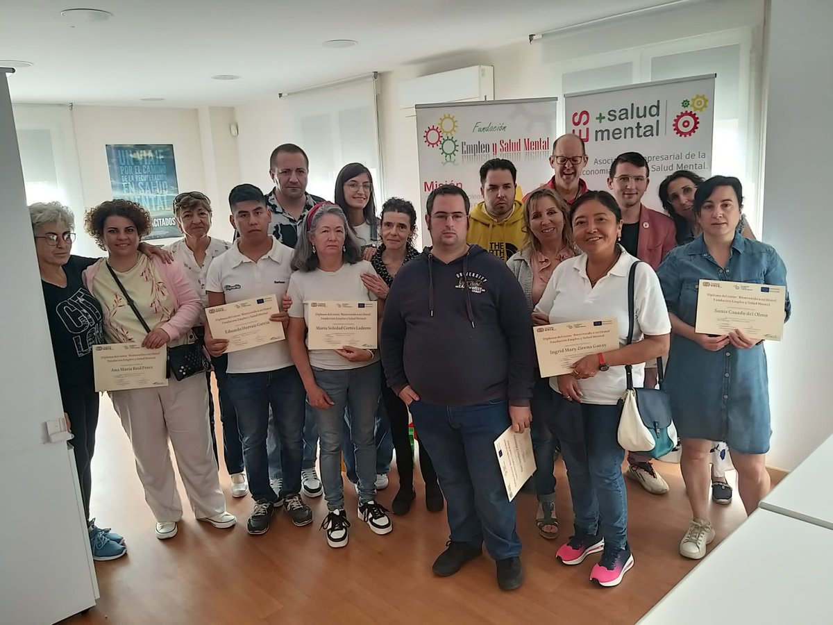 El pasado jueves los participantes de "Bienvenido a mi Hotel" dieron por finalizado el curso y recibieron sus diplomas. Estamos muy agradecidos y orgullosos de este nuevo grupo de profesionales. <a href="/Fundacion_ONCE/">Fundación ONCE</a> #FondoSocialEuropeo #FSE