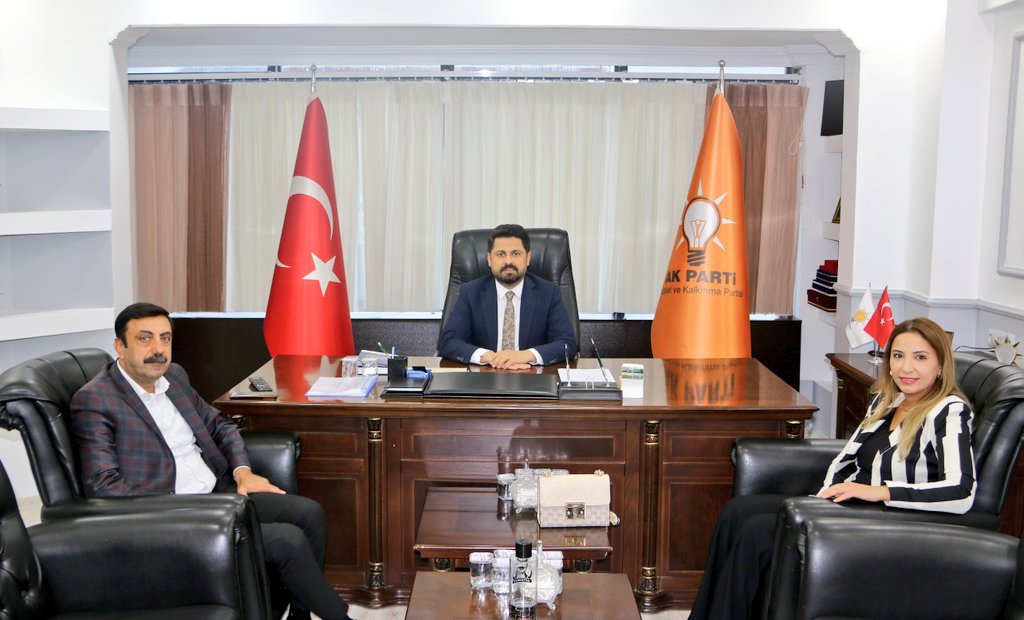 AK Parti Bingöl (@bingolakparti) on Twitter photo Önceki dönem Kadın Kolları Başkanımız Şeyma Bural İl Başkanımız <a href="/yilmaz_seven/">Av. Yılmaz SEVEN</a>'i makamında ziyaret etti. Önceki dönem Kadın Kolları Başkanımız Şeyma Bural İl Başkanımız <a href="/yilmaz_seven/">Av. Yılmaz SEVEN</a>'i makamında ziyaret etti.