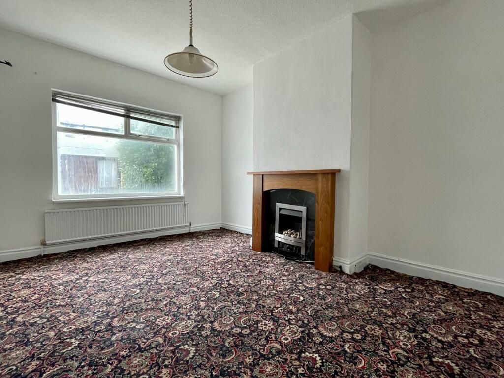 Hunters_BPL's tweet image. ✨ REDUCED PROPERTY FOR SALE✨ 
Seabourne Avenue, Blackpool
Offers Over £110,000
**3 BED MID TERRACED HOUSE CLOSE TO THE PLEASURE BEACH AND PROMENADE WITH NO ONWARD CHAIN** 
Call Hunters Blackpool on 01253 362640 to arrange a viewing.
#forsale #nochain #3Bed