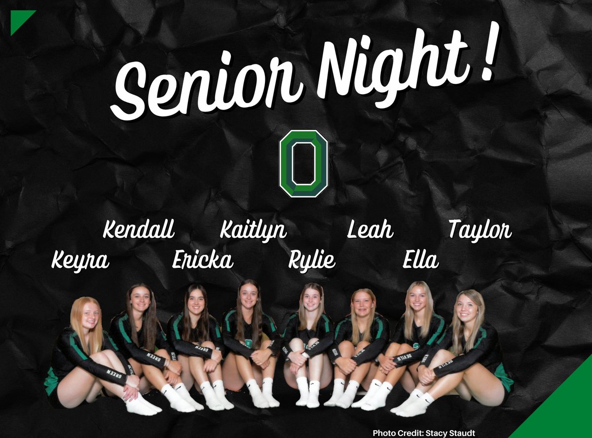 It's Senior Night! Senior players and their parents will get introduced at 6:35 before the varsity game versus Northwood-Kensett. 💚🏐💚