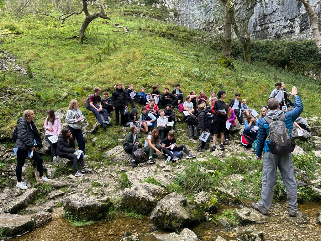 HelenEmmett21's tweet photo. Two fabulous days of fieldwork for Year 9 Geographers @ScarColl visiting Malham Cove, Gordale Scar, Janet's Foss and @WhiteScarCave today. Pupils are now on their way back to school. #Geography #ks3 #residentialtrip #limestonescenery https://t.co/VwFwpAetWv