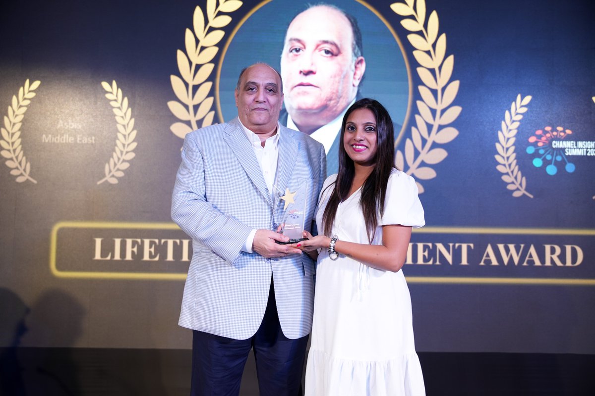 asbis_me's tweet image. Mr. Hesham Tantawi honored with CXO Insight Middle East Lifetime Achievement Award. The award recognizes industry leaders for their dedication, efforts and commitment to showcase the most impactful and innovative initiatives in distribution business. 
#CXO #CXOInsights #ASBIS