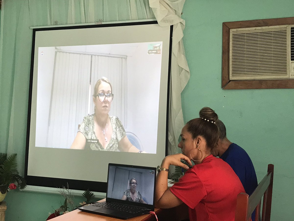 MaritsabelMir's tweet photo. Con la presencia de @Isdalys1 Segunda Secretaria de la @CubaCentral mediante videoconferencia se realiza en #CiegodeÁvila Secretariado Ampliado en la #CTC Provincial. 
#LatirXUnEneroDeVictorias 
@IzquierdoAlons1 @Ferrerctc @JHGcasanova @UlisesGuilarte https://t.co/UYHhCco8AY