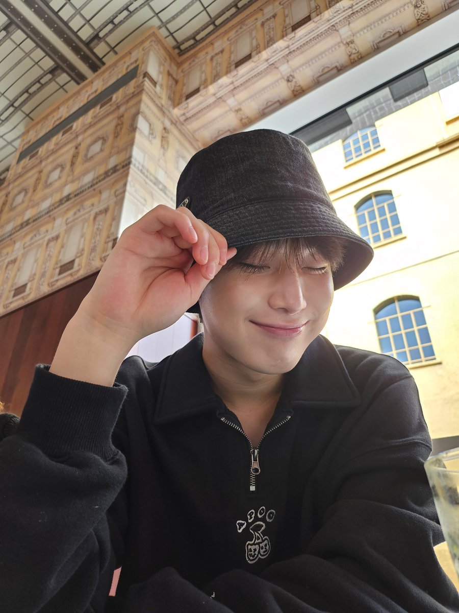 pyuuuu624's tweet photo. 저요저요 제발요 https://t.co/VHCQPbdE22