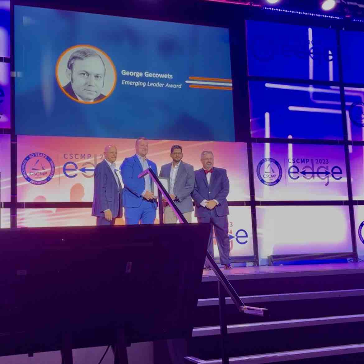 cscmp's tweet photo. We celebrate three more influential leaders in the supply chain community this morning. πππ
George Gecowets Emerging Leader Award
- Jonathan Porter
- Mukul Parkhe
Gail Rutkowski Transportation Excellence Award
-Mike Regan
#CSCMPEDGE #CSCMP https://t.co/9s69rHeUXk