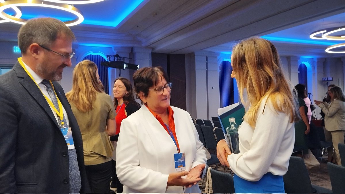 ASoDeMar22's tweet image. Acciones transformativas:
identificar, planificar, adoptar medidas, cambio climático, descarbonización.
Soluciones para reconstruir y revivir nuestros océanos.
#MedFish4Ever 
@UN_FAO_GFCM @ana_ferrus @GVAagricultura @SSF_Nicole @equalitat