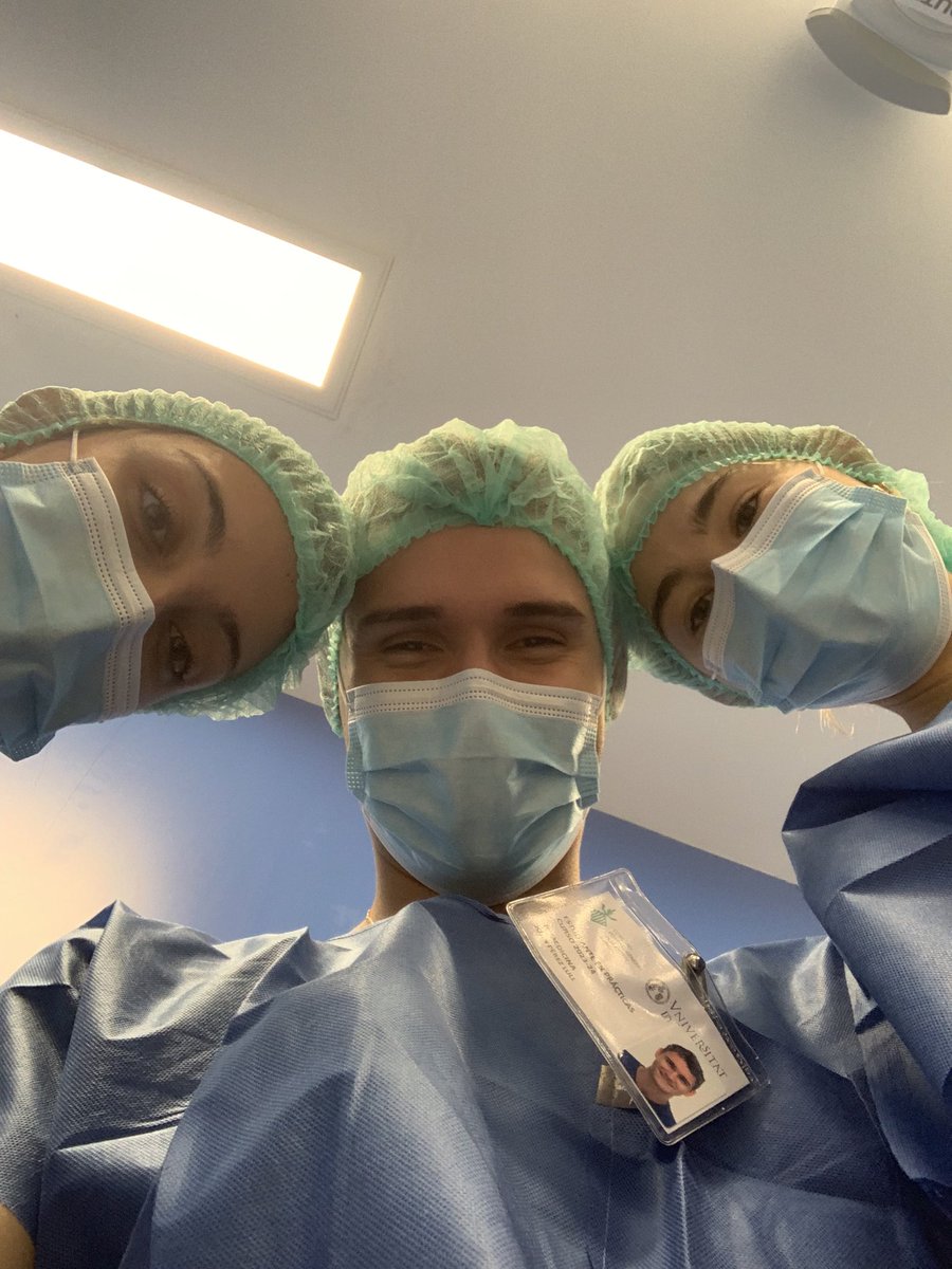 joanperez__'s tweet photo. El primer dia d’hospital (de molts) de la nostra vida🩺🩺👨🏽‍⚕️👨🏽‍⚕️🥹🥹 https://t.co/qF8uKpdlwe