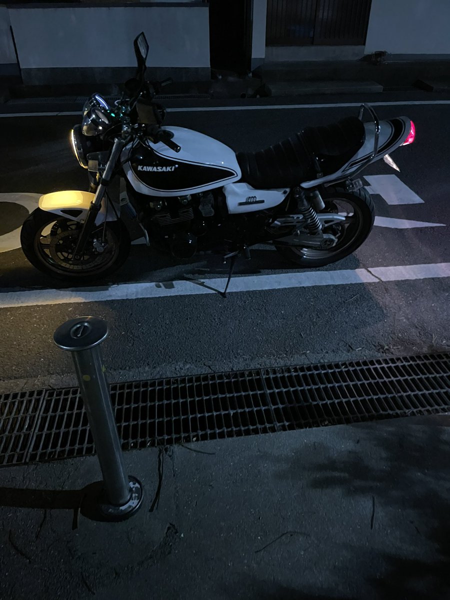xx_tbs's tweet photo. ゼファー売ります
まだあります！
詳細と値段はDMきてください
#xjr400売ります
#ゼファー売ります
#ゼファーχ売ります
#cbr400f売ります
#cbx400f売ります
#gs売ります
#単車売ります https://t.co/0YIjMpzD8X