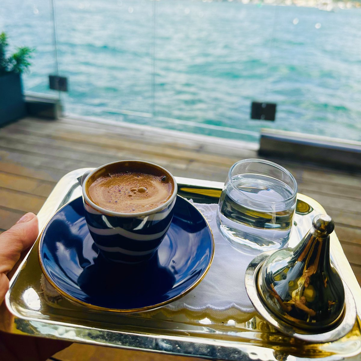 Maria Ramos tweet media