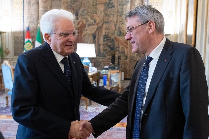 🟥“Siamo grati al Presidente della Repubblica, Sergio Mattarella, per la costante attenzione ai temi del lavoro e della salute e sicurezza". #MaurizioLandini al termine dell'incontro al <a href="/Quirinale/">Quirinale</a> 

➡️tinyurl.com/yckdmxxf